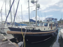 AYC Yachtbroker - LINSSEN STURDY 40AC Twin