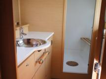 Owner's hull : bathroom and separate shower