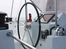 Steering station