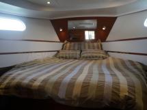 Forward cabin bed