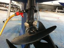 Folding four-blade propeller