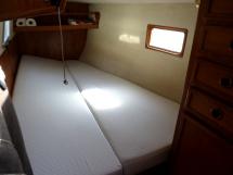 Aft starboard cabin