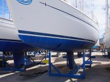 Bavaria 38 - On the hard