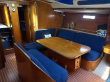 Oceanis 430 - Saloon