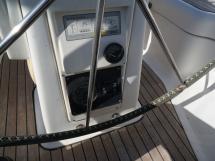 Bavaria 38 - Engin control panel