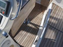 Bavaria 38 - Cockpit bench