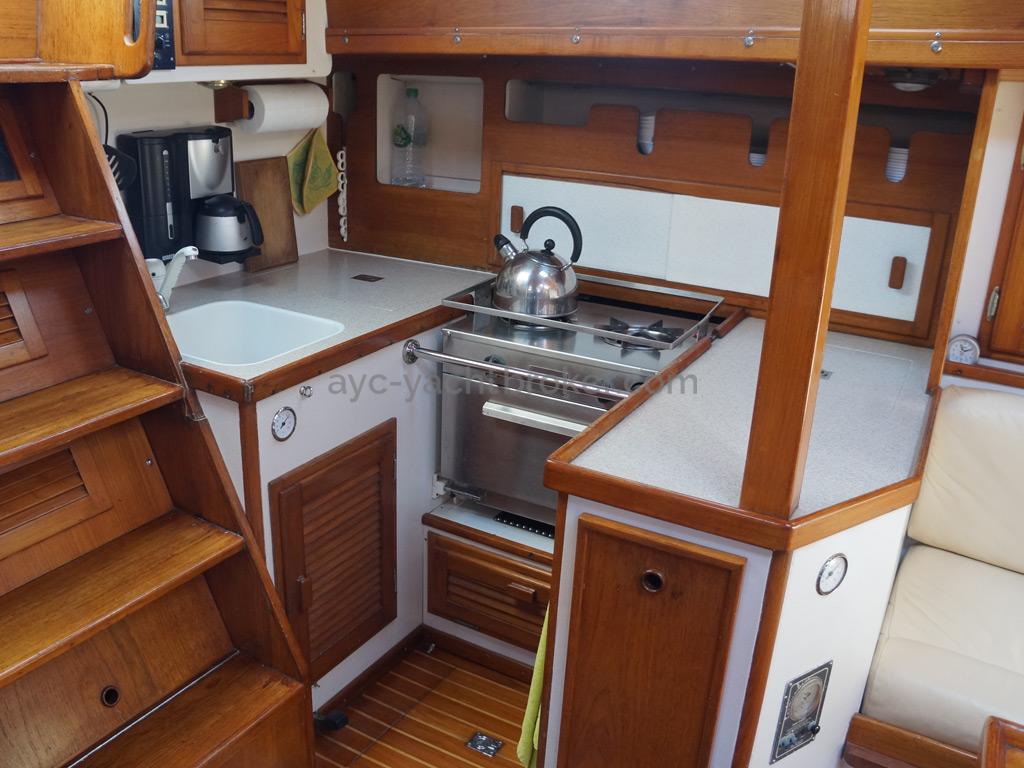 Meta 13m - Galley