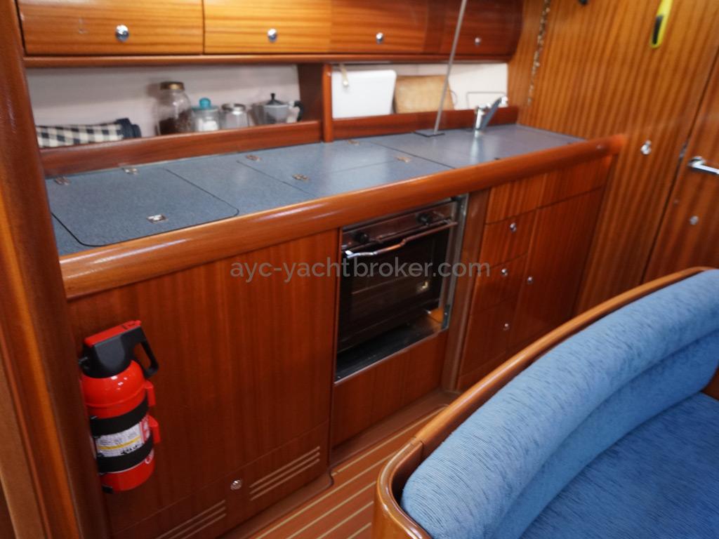 Bavaria 38 - Port galley